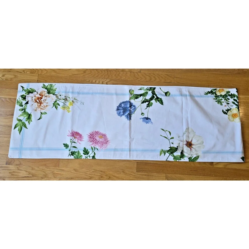 Williams Sonoma Floral Botanical Table Runner 18x109 Blue Pink Cottagecore